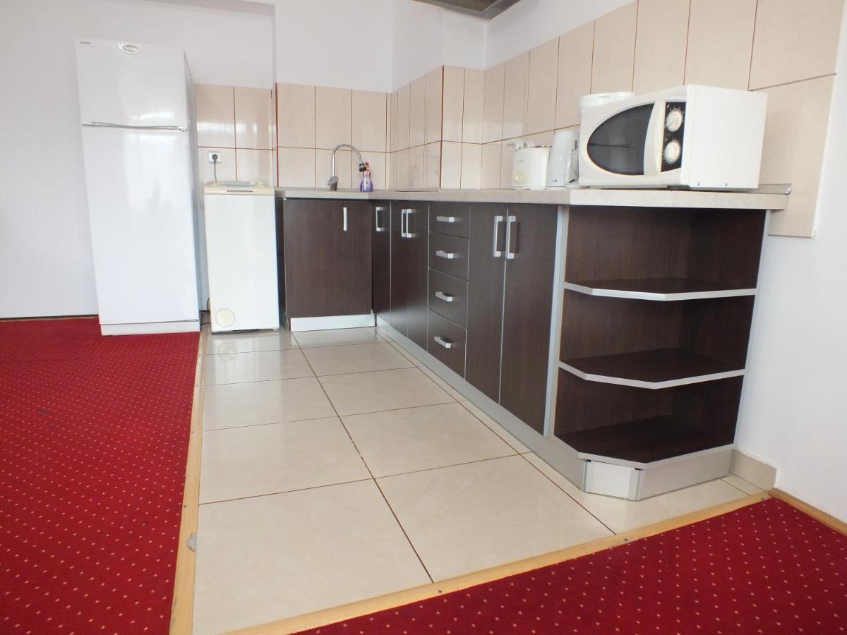 Alba Iulia Square - Apartments And Studios Bukurešť Exteriér fotografie